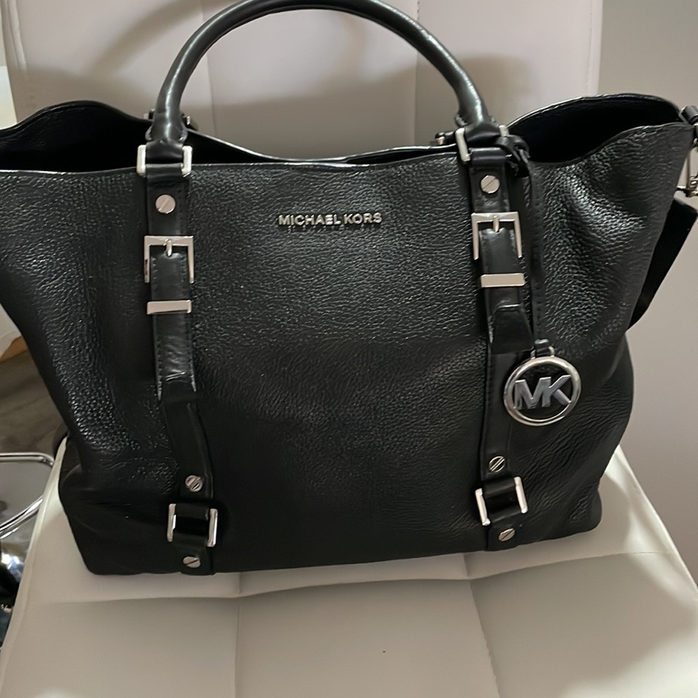 Michael Kors Bedford Legacy   Black Tote Bag In very good condition